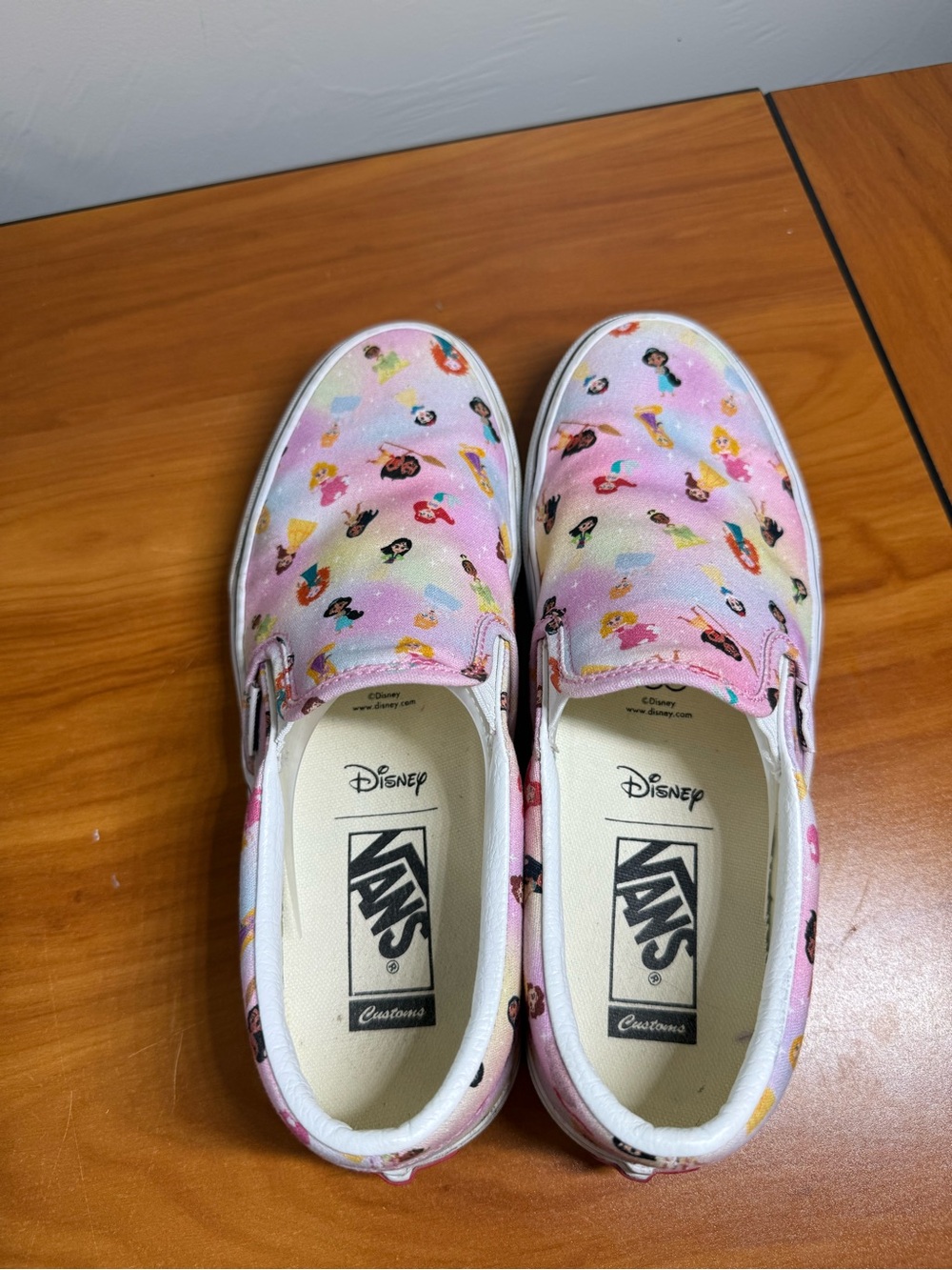 Vans x Disney Princess Custom Slip on Sneaker Pink Canvas Shoe W9.5 - Picture 4 of 10